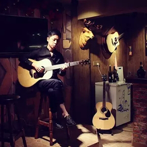 亚洲AV一级在线观看
